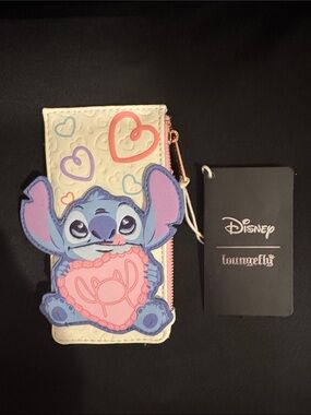 Loungefly Stitch Heart Zip Card Holder Hard Tag